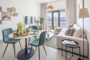 Frank Porter - Al Dana Tower, JVC