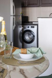 Frank Porter - Al Dana Tower, JVC