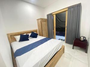 SH Hotel Kuta2- 20 Second to the Beach by Micky Studio