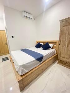 SH Hotel Kuta2- 20 Second to the Beach by Micky Studio