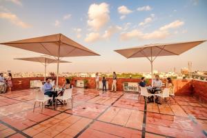 FabHotel The Royal Suites - Nr Gopalan innovation mall