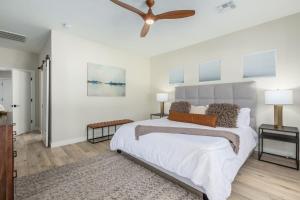 Modern Arcadia Estate with Heated Pool & Bikes