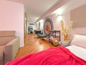 Homeby, Loft Nicholas