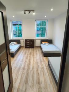 Mieszkanie Pracownicze Siemianowice Śląskie 15 min od Spodka