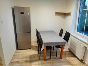 Mieszkanie Pracownicze Siemianowice Śląskie 15 min od Spodka