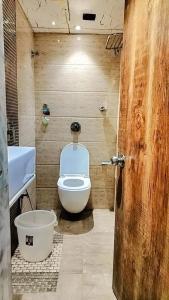 Hotel Suites In Near Dhirubhai Ambani Kokilaben Hospital Andheri West Mumbai