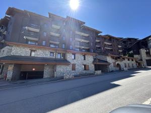 Appartement familial aux pieds des pistes à Méribel Mottaret - FR-1-355-103