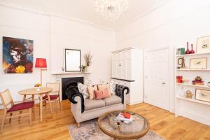 Berkeley Suites, Suite 3