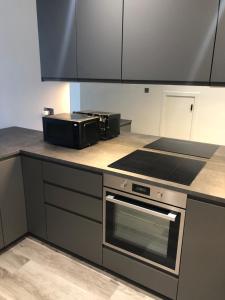 Charming West End Flat