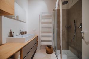 Exclusive Garden Apartment with Lake View & Pool