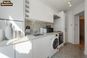 Wardour Street Soho Modern Studio, 1 and 2 Bedroom Apartments