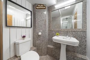 Wardour Street Soho Modern Studio, 1 and 2 Bedroom Apartments