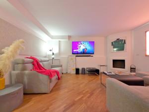 Homeby, Loft Nicholas