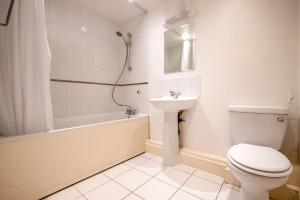 Apt - Sleeps4 - Short Walk Kensington Earls Court