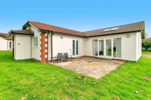 Bright & Modern 2BED Holiday Chalet nr Sidmouth
