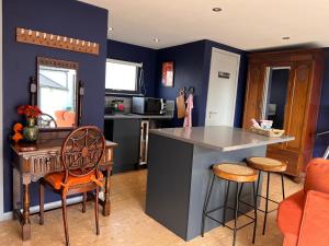 Williams Cottage A High end little home with antique style