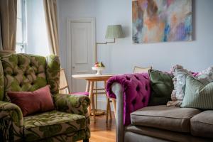 Berkeley Suites, Suite 1