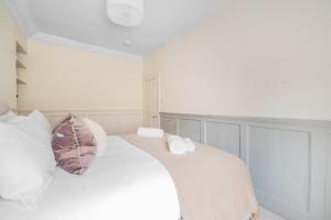Romantic Getaway Apartment in Central Bath