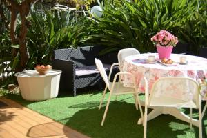 New 3bedroom with garden and parking central