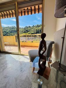 T2 Menton - Garage - Proche centre ville & mer