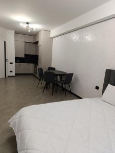 Новобуд Автовокзал Стрийська Арена King Cross