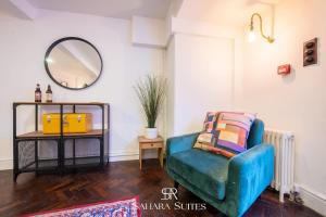 New -Modern Home - Sleeps 4 - Parking