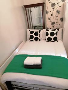 3 Bedrooms Private Suite in Camden Town