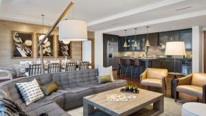 One Steamboat Place #703 Sugar Loaf Mountain