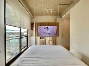 Contemporary Loft I Gym I Coworking Space