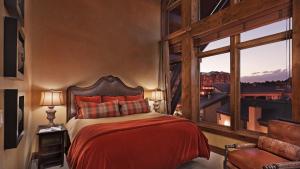 One Steamboat Place #616 Diamond Peak Penthouse