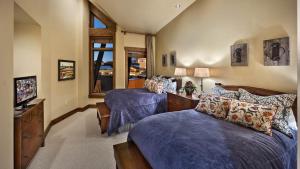 One Steamboat Place #616 Diamond Peak Penthouse