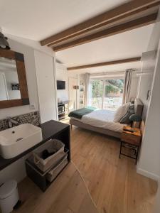 Suite indépendante dans une maison