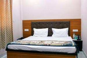 Hotel Sarasvati stay Dham
