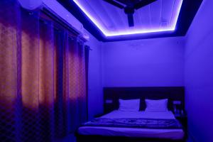 Hotel Sarasvati stay Dham