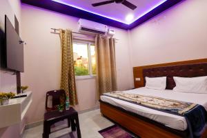 Hotel Sarasvati stay Dham