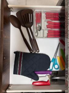 Centrally located apartment with AC, parking and pool