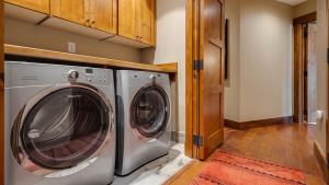 One Steamboat Place #511 Wolf Mountain 2 Bedroom