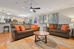 Cozy Heber getaway pet ok sleeps 9 BBQ firepit