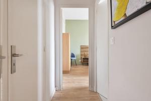 2 Balconies & 2 Bedrooms, Between Panier & Vieux-Port