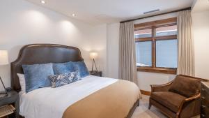 One Steamboat Place #307 Buck Mountain