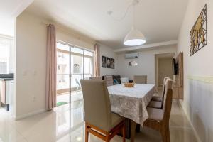 Aluguel Apto 2 quartos c 1 suíte Bombas SC