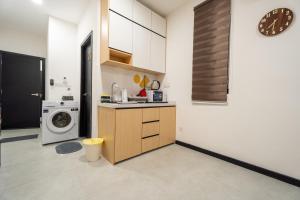Neu Suites By Cozy Unit L30RA 2-3PAX near KLCC & Jelatek LRT
