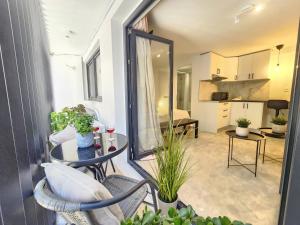 Miracle Luxury Suites