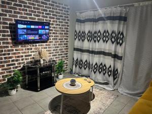 Double Bed in the Capital City