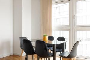 New! Riverside 2BR Flat with Balcony and O2 Arena Views