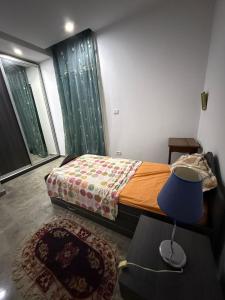 bel appart terasse vue panoramique avec piscine