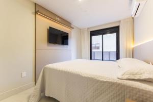 Excelente apartamento em Bombas com piscina