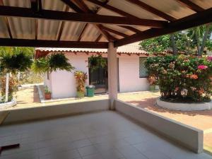 CABAÑA LOS JARDINES -Playa Mendoza