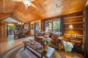Lazy River Cabin