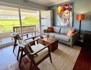 CAPE TOWN 2BR Mouille Pt SEAFRONT Apartment